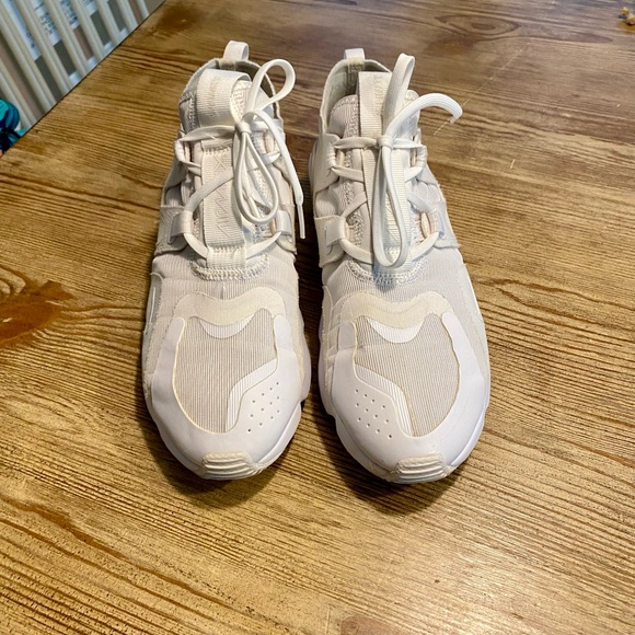 NIKE AIRMAX EXCEE WOMENS 9.5 AIRMAX PREOWNED NIKE BQ4284-100 INFINITY WHITE - Picture 12 of 16